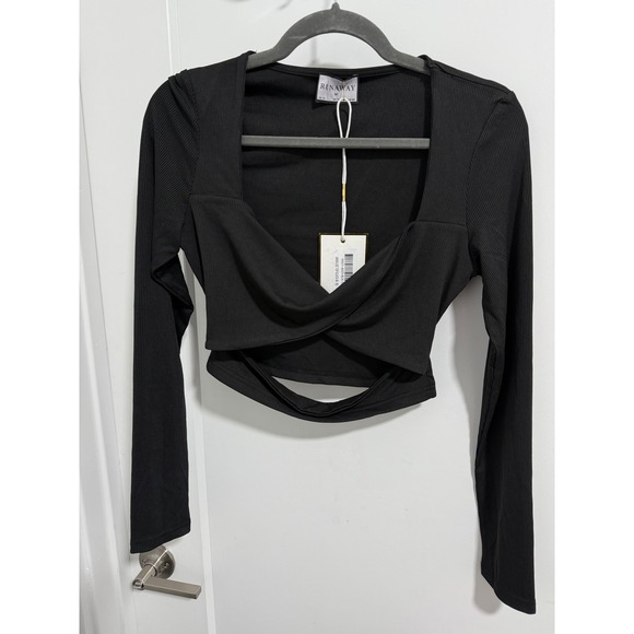 Runaway The Label Annalise Black Ribbed Long Sleeve Cutout Crop Top M NWT - Picture 8 of 8